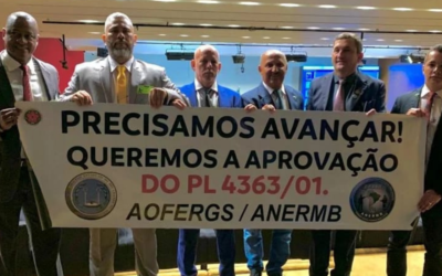 Diretoria da UNIMIL participa da Frente Parlamentar da Segurança Pública, em Brasília