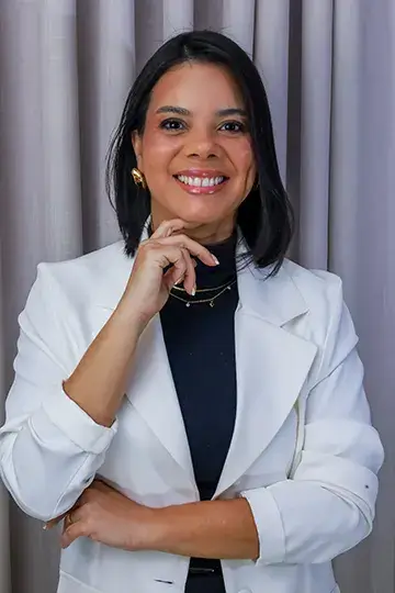 advogada-alinne-rodrigues