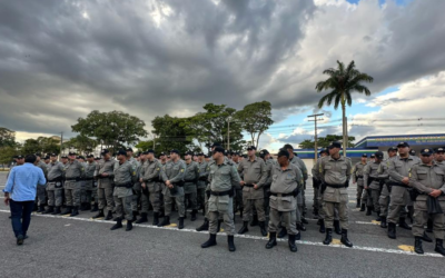 Diretor de comunicação da UNIMIL Goiás visita policiais militares na academia